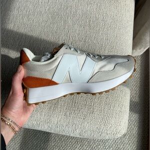 New Balance 327- Rust